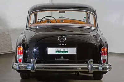 Фотография Mercedes-Benz W120 с бокового ракурса