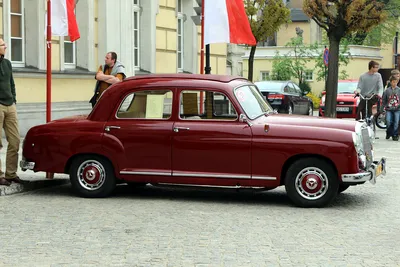 Изображения Mercedes-Benz W120 на фоне природы