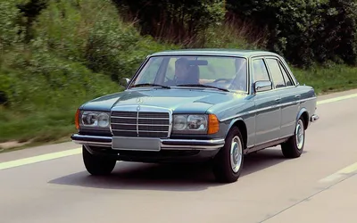 Белый Mercedes-Benz W123 в высоком разрешении