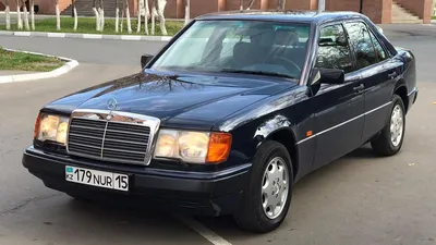 Изображения Mercedes-Benz W124 для скачивания