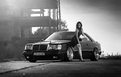 Фото Mercedes-Benz W124 с кожаным салоном