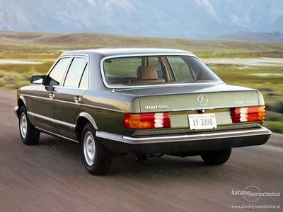 Картинки Mercedes-Benz W126 с эффектом боке