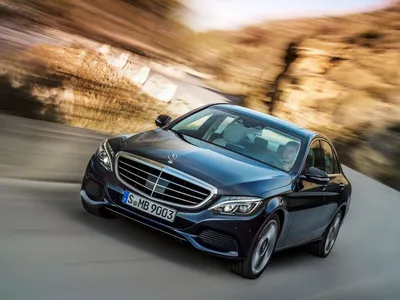 Mercedes-Benz W205: изображение для вашего профессионального портфолио