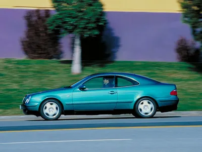 Красивые фото Mercedes-Benz W208