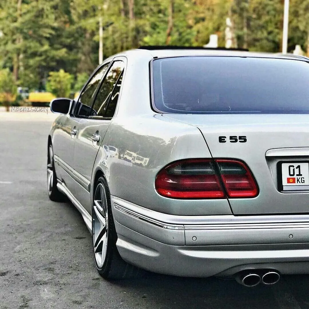 W210 Mercedes AMG e55 РѕР±РѕРё