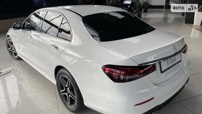 Картинка Mercedes-Benz W214 с превосходной управляемостью