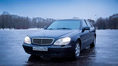 Фотографии Mercedes-Benz W220 в студии