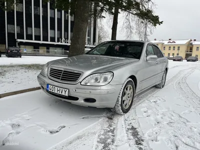 Фотография Mercedes-Benz W220 в движении