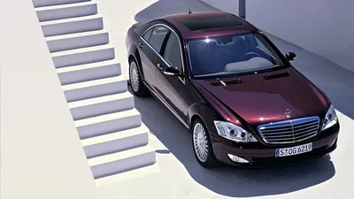 Изображение задней части Mercedes-Benz W221