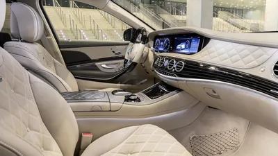 Mercedes-Benz W222 на сером фоне с разными форматами