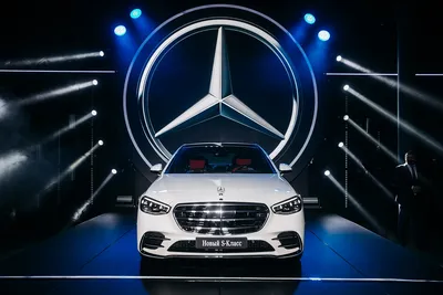 Стильный Mercedes-Benz X-класс на фото