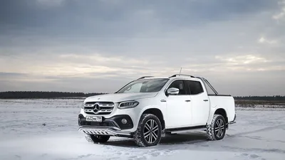 Изображение Mercedes-Benz X-класса спереди