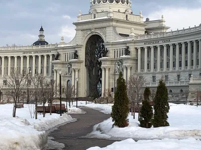 Казань 😍 Дворец земледельцев Очень необычное здание, где располагается Министерство  сельского хозяйства и продовольствия Татарстана… | Instagram