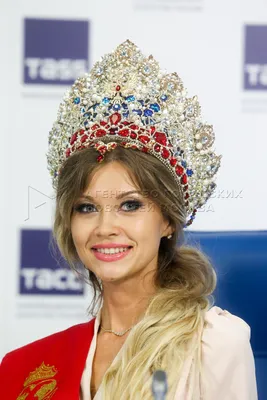 Ksenia Sukhinova crowned \"Miss Russia\"