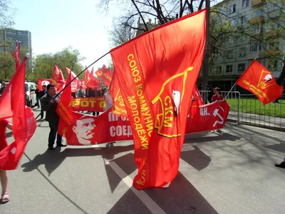 Более 110 тыс. человек собрались в Москве на митинг в честь вхождения Крыма  в состав РФ - ТАСС