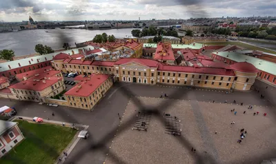 Санкт-Петербург в конце зимы. Петропавловская крепость.