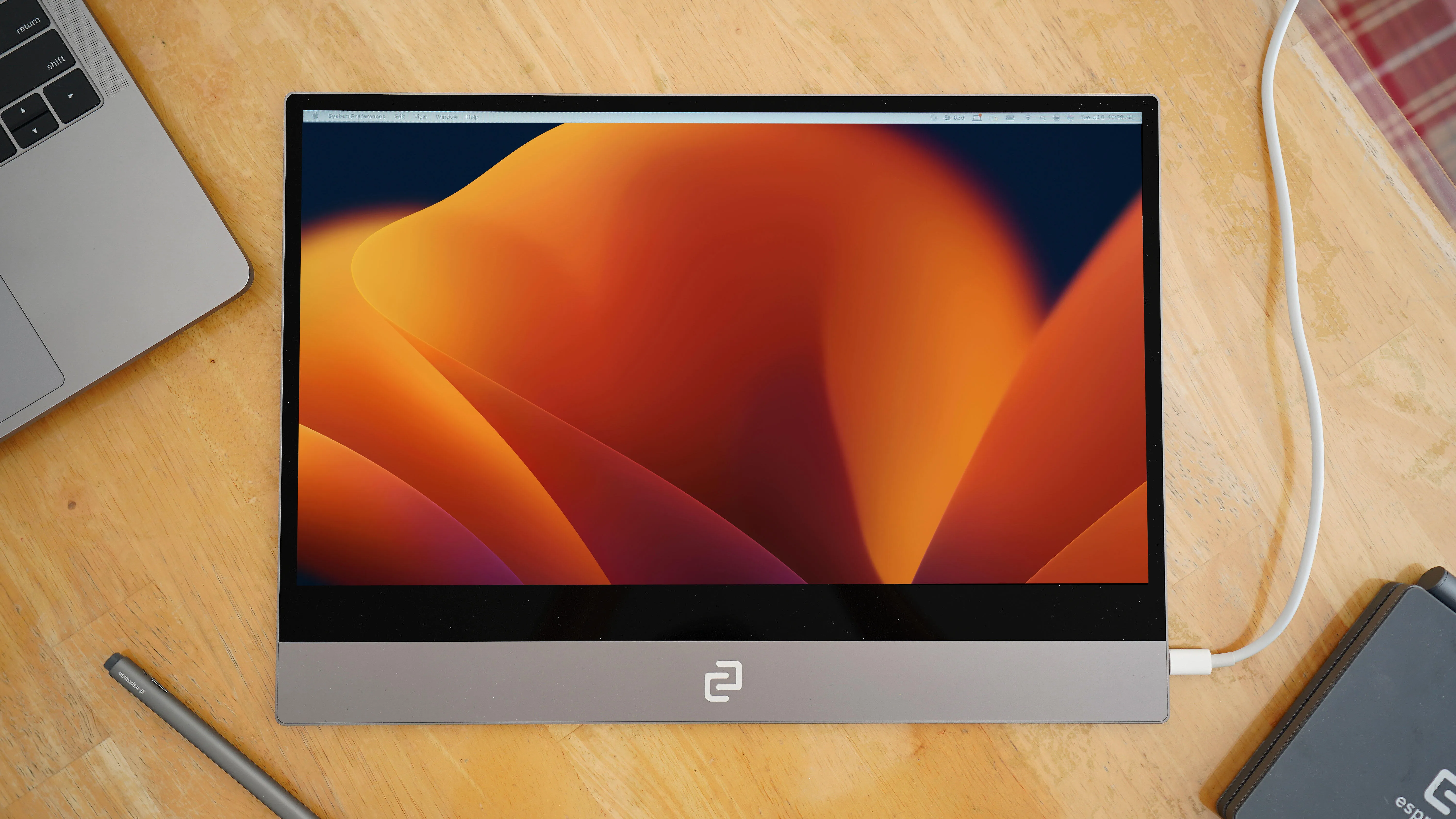 How to Use a Laptop as a Second Display for Your Desktop | WIRED How to Use a Laptop as a Second Display for Your Desktop | WIRED
