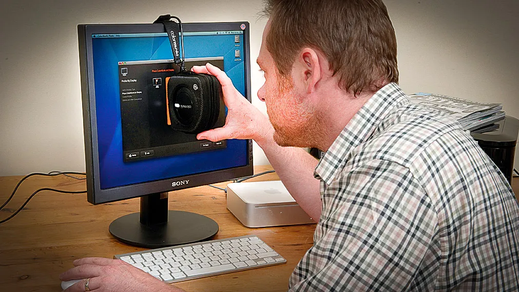 Want a touchscreen MacBook? This portable monitor makes it possible | ZDNET Want a touchscreen MacBook? This portable monitor makes it possible | ZDNET