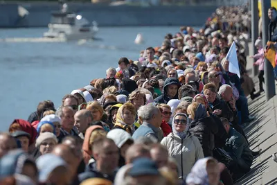 В Москве выстроилась очередь к мощам Николая Чудотворца — РБК