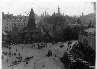 Рзянин М. И. Архитектурные ансамбли Москвы и Подмосковья. XIV—XIX века. —  Москва, 1950 | портал о дизайне и архитектуре