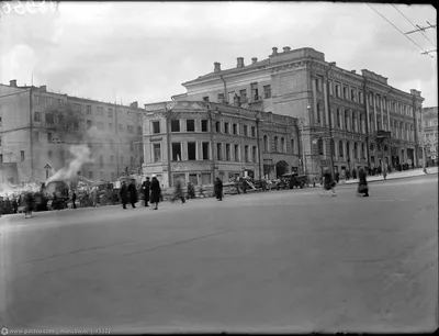 Движение в центре Москвы перекроют для реконструкции парада 1941 года