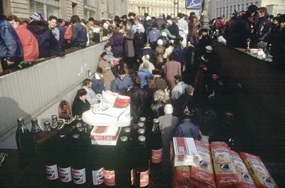 Фото девушки Кати, Москва, 1991 год. / Назад в прошлое :: старое фото ::  Всё самое интересное (интересное, познавательное,) :: 1990-е :: фэндомы /  картинки, гифки, прикольные комиксы, интересные статьи по теме.