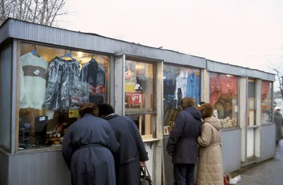 Эпические фото о том, как в Москве в 1990 году открылся первый McDonald's