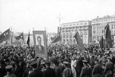 Фото \"Московские дома и дворы конца 80-х годов\", 1990 год, г. Москва -  История России в фотографиях