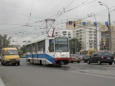 Файл:71-608К в Москве (2009).JPG — Википедия