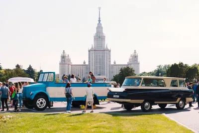 Машины из СССР и не только: что показали на фестивале «Ретрорейс» на  Воробьевых горах Автомобильный портал 5 Колесо