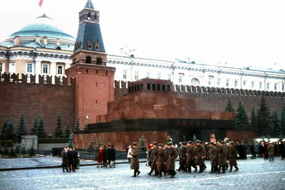 Такой была Москва 1970-х и так в 2023 году эти места выглядят на фото с тех  же точек | Про life в Москве и не только | Дзен