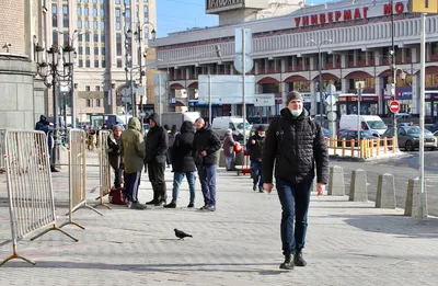 Такой была Москва 1970-х и так в 2023 году эти места выглядят на фото с тех  же точек | Про life в Москве и не только | Дзен