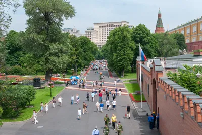 Пешеходная экскурсия по Красной площади и Александровскому саду в Москве –  «Незабываемая Москва»