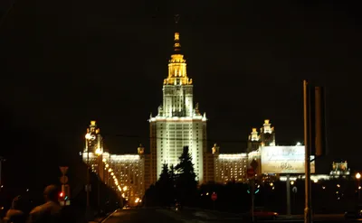 Картина маслом \"Осень в городе. Вид на Москва-Сити с набережной\" 50x60  AR201206 купить в Москве