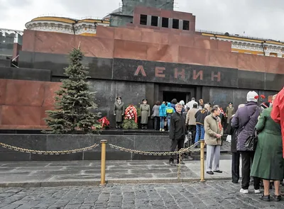 Экскурсия в Мавзолей Ленина с посещением Кремлёвского некрополя — Guideburg