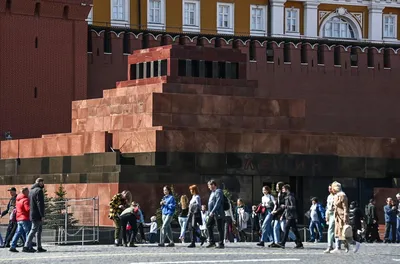 Lenin's Mausoleum - Wikipedia