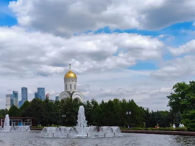 Поклонная гора (Парк Победы) - мемориал памяти ВОВ в Москве