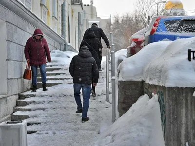 Погода в Москве сегодня по часам — температура, ветер, осадки, влажность