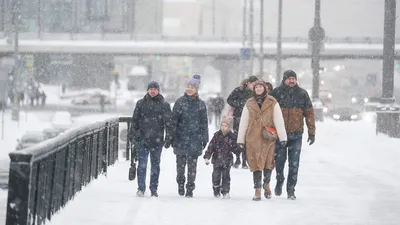 Вьюгой замело: в Москве прошел сильный снегопад | Фотогалереи | Известия