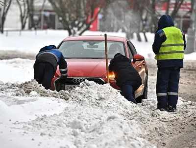 В последний раз такой снегопад в Москве был при Сталине, и снег будет идти  до среды: «Прошло меньше недели с того дня, когда на Москву обрушился  рекордный снегопад, какого не было с