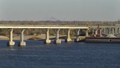 В Волгограде перекрыли «танцующий мост»