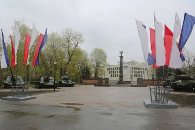 Музей-диорама — Вечный огонь, парк Патриотов, экспозиция с диорамой,  военная техника, памятный знак Город воинской славы