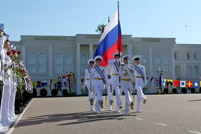 Приложения: Последние новости России и мира – Коммерсантъ Юнармия (110367)  - Элиту для ВМФ готовят в самой современной школе России