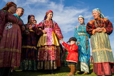 Праздник Святой Троицы в «Русском Доме» – \"Русский дом\"