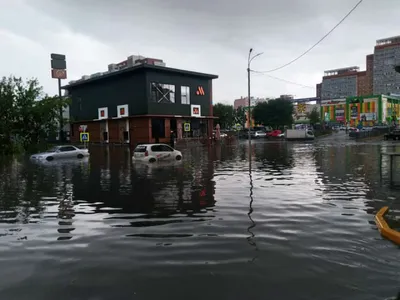 Последствия наводнения в Хабаровске для городской инфраструктуры:  фотофакты. — Тим Бегунков