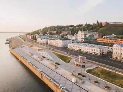 Нижне-Волжская набережная — Википедия