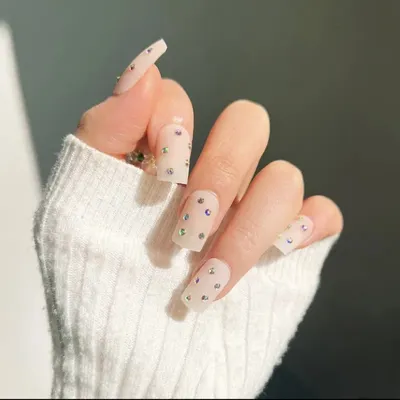 Накладные ногти Beautiful Nail молочные матовые со стразами, форма квадрат,  средние, 24 шт - купити за найкращою ціною в Україні ➤ KittyShop.com.ua