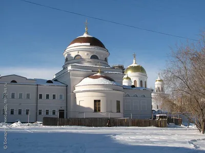 Екатеринбург Ново-Тихвинский монастырь Церковь Иконы Божией Матери Всех  Скорбящих Радость Фотография