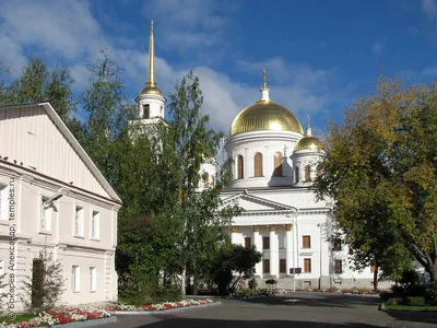 В Ново-Тихвинском монастыре прошёл мастер-класс по изготовлению  рождественского пирога: Общество: Облгазета