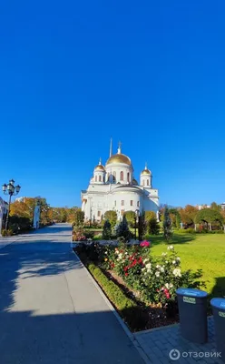 Екатеринбург Ново-Тихвинский монастырь Собор Александра Невского Фотография